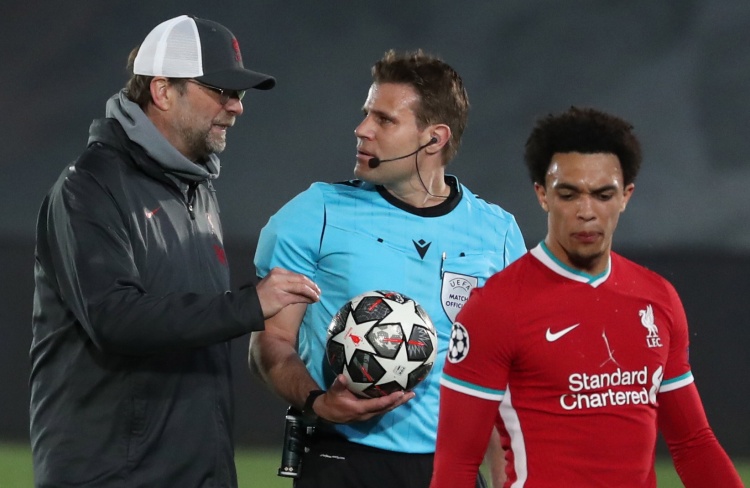 [NBA]东契奇34分 湖人力克鹈鹕取7连胜